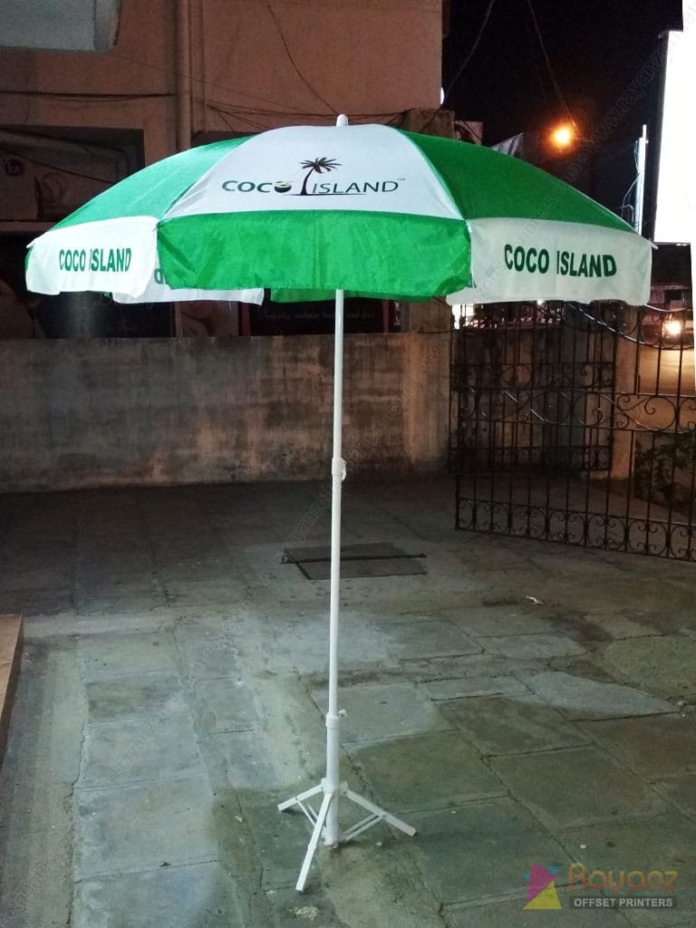 Promotional umbrellas offer shade and brand visibility, making them a smart, eye-catching marketing tool for outdoor advertising.







