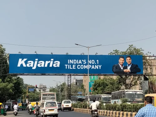 Gantry branding uses large, eye-catching displays in high-traffic areas to promote brands, ensuring maximum visibility and lasting brand awareness.