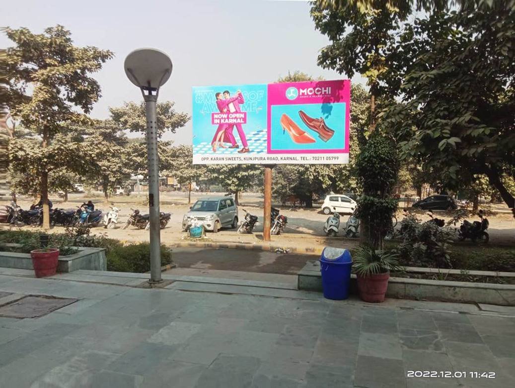 Unipole advertising companies in Haryana showcasing large outdoor billboards Unipole advertising companies in Haryana showcasing large outdoor billboards