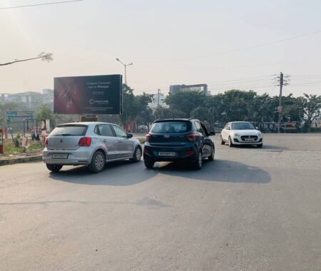 Unipole is a large, elevated billboard ideal for high-visibility outdoor advertising on highways and cities.